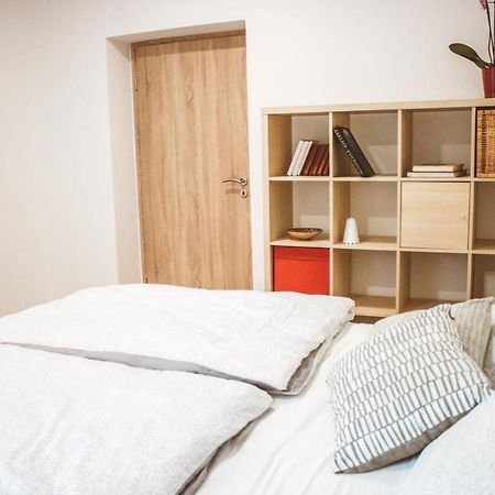 Entoli Apartment Podnanos Bagian luar foto